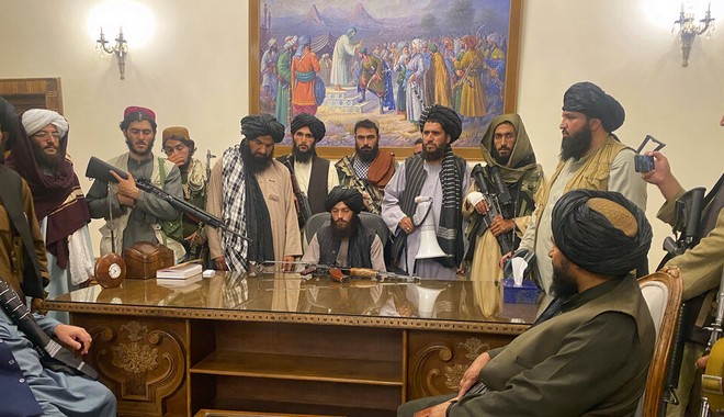 Αφγανιστάν: ΔΝΤ και ΗΠΑ “παγώνουν” τα χρήματα προς τους Ταλιμπάν