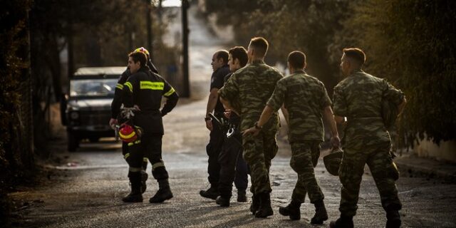 Φωτιές: Στρατός κι αστυνομία στα δάση – Περιπολίες για να προλάβουν εμπρησμούς