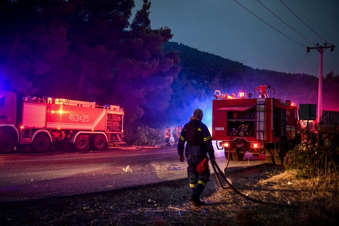 Φωτιά στα Βίλια: Οριοθετήθηκε μετά από πέντε ημέρες – Επιτήρηση για τυχόν αναζωπυρώσεις