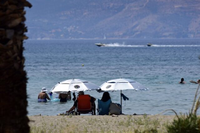 Καιρός: Μελτέμι μέχρι τη Δευτέρα – Άνοδος της θερμοκρασίας από Τρίτη