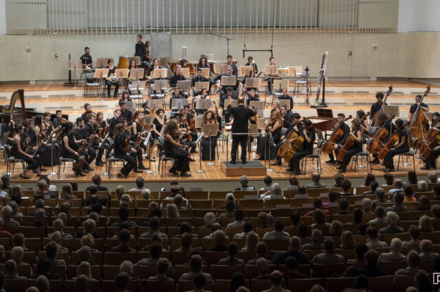 Underground Youth Orchestra: Ψάχνει νεαρούς μουσικούς για συμφωνική μουσική
