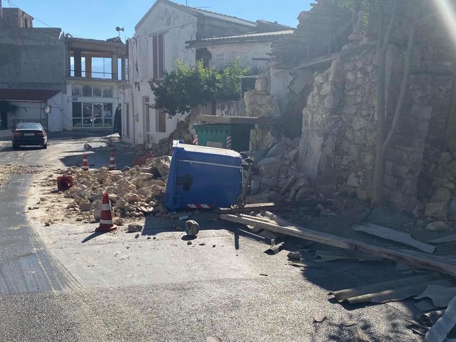 Σεισμός στην Κρήτη: Οι εικόνες καταστροφής στο Ηράκλειο
