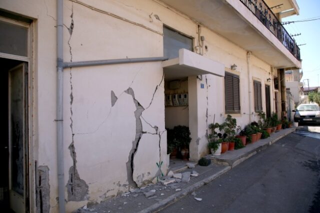 Σεισμός στην Κρήτη: Συνεχίζεται η καταγραφή των ζημιών