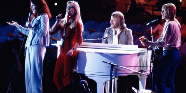 ABBA: Nέος δίσκος 40 χρόνια μετά και συναυλία με… ολογράμματα
