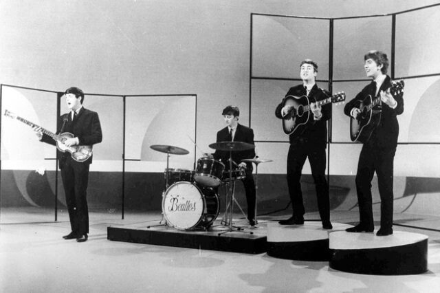 Μίκης Θεοδωράκης: Όταν οι Beatles τραγούδησαν “αν θυμηθείς το όνειρό μου”