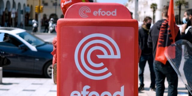 Efood: Μετατρέπει όλες τις συμβάσεις ορισμένου χρόνου σε αορίστου