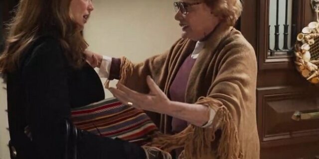 Μάρω Κοντού: Εμφανίστηκε στη Γη της Ελιάς και έγινε χαλασμός