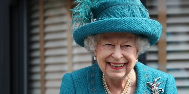 Η ένοχη διατροφική απόλαυση της Βασίλισσας Ελισάβετ