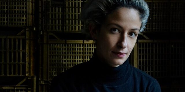 Ηλέκτρα Ελληνικιώτη, πόσες μεταμφιέσεις αντέχει ένα μυθιστόρημα;