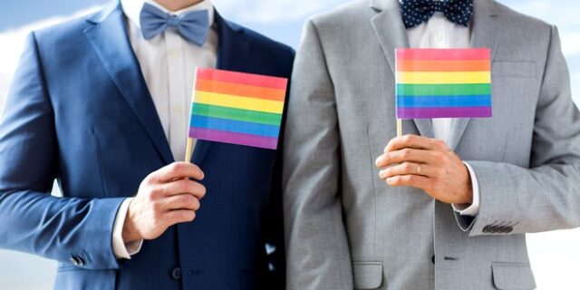 Όποιος είναι κατά των γκέι γάμων, ας μην κάνει γκέι γάμο