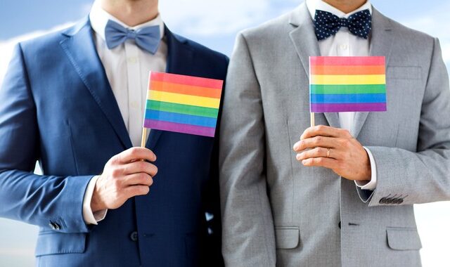 Όποιος είναι κατά των γκέι γάμων, ας μην κάνει γκέι γάμο