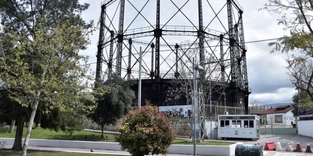 Τρεις τραυματίες από αδέσποτες σφαίρες στο Γκάζι-Ανάμεσά τους δύο τουρίστες