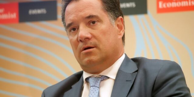 Γεωργιάδης: Καμία διόρθωση στο ΦΕΚ για τους ανήλικους