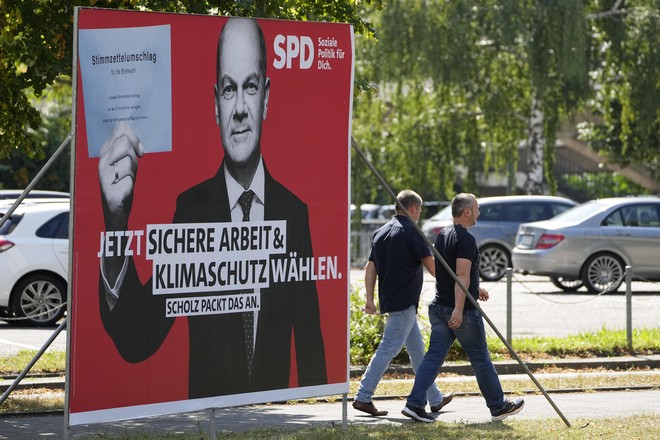 Γερμανία: Συνεχίζεται η ανοδική πορεία SPD και Σολτς