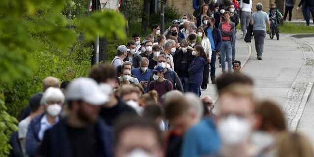Γερμανός ιολόγος: Νέοι περιορισμοί το φθινόπωρο αν δεν αυξηθούν οι εμβολιασμοί