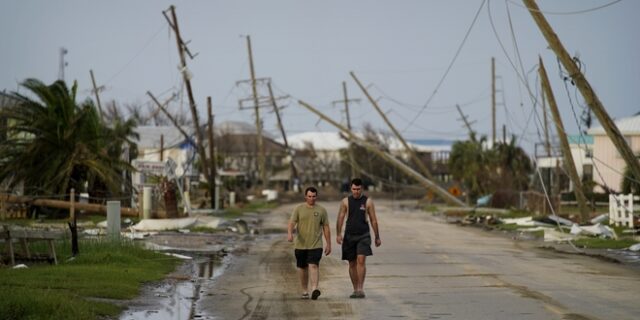 ΗΠΑ: Τους 26 νεκρούς έφθασε ο απολογισμός των θυμάτων του κυκλώνα Άιντα