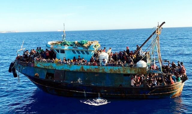 Ιταλία: Πάνω από 500 μετανάστες αφίχθησαν στη Λαμπεντούζα