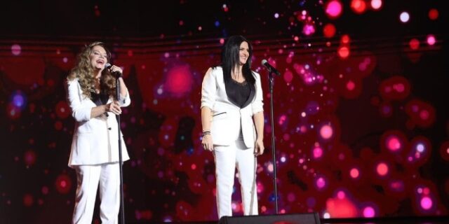 J2US – Δήμητρα Κατσαφάδου: Η guest εμφάνιση που δεν περίμενε κανείς