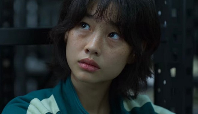 HoYeon Jung: Από τις διεθνείς πασαρέλες, πρωταγωνίστρια στο “Squid Game” του Netflix