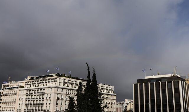 Καιρός: Σημαντική αλλά όχι πρωτόγνωρη πτώση της θερμοκρασίας