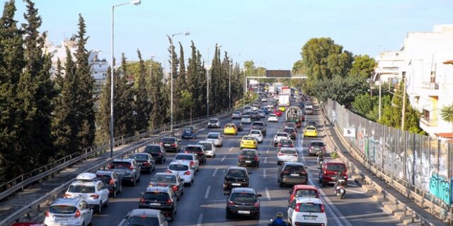 Κίνηση στους δρόμους: Πού υπάρχουν προβλήματα – LIVE ΧΑΡΤΗΣ