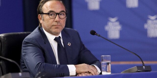 Πέτρος Κόκκαλης στο NEWS 24/7: “Δεν μπορούμε να παίζουμε το μέλλον της ανθρωπότητας κορώνα-γράμματα”
