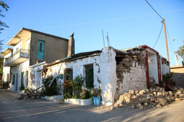 Σεισμός στην Κρήτη: Απίστευτη καταστροφή στο Χουμέρι – Με δάκρυα στα μάτια οι κάτοικοι
