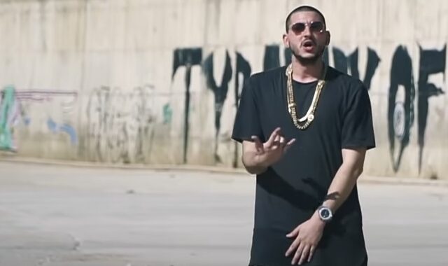 Αντώνης Δημητριάδης για Mad Clip: “Τα δύο αμάξια ήταν δίπλα-δίπλα στο φανάρι”