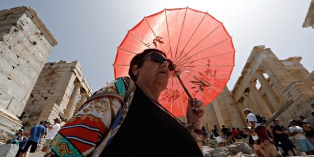 Καιρός: Σταδιακή άνοδος θερμοκρασίας – Στους 35 με 36 βαθμούς το Σαββατοκύριακο