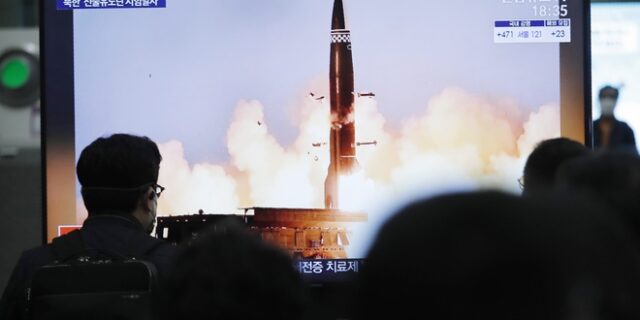 Η Βόρεια Κορέα εκτοξεύει πυραύλους και εκνευρίζει τις ΗΠΑ