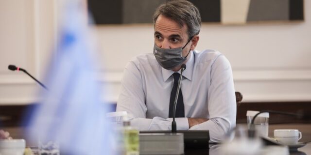 Ζητείται υπουργός με επιχειρησιακή εμπειρία: Ο Μητσοτάκης ψάχνει το διάδοχο Αποστολάκη