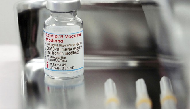Moderna: Εργάζεται για την ανάπτυξη ειδικού εμβολίου για την παραλλαγή Ομικρον
