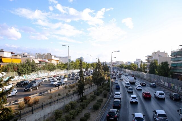 Κίνηση στους δρόμους: Πού εντοπίζονται προβλήματα – LIVE ΧΑΡΤΗΣ