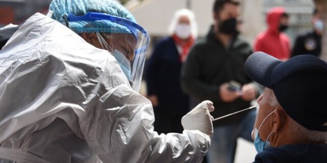 Κορονοϊός – Διασπορά: Αθήνα και Θεσσαλονίκη το μεγαλύτερο πρόβλημα, ψηλά και η Θεσσαλία