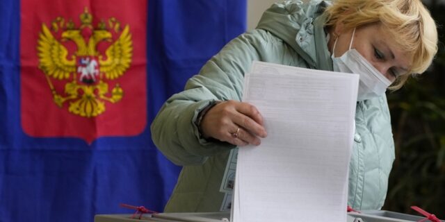 Εκλογές στη Ρωσία: Ολοκληρώνεται σήμερα η τριήμερη διαδικασία