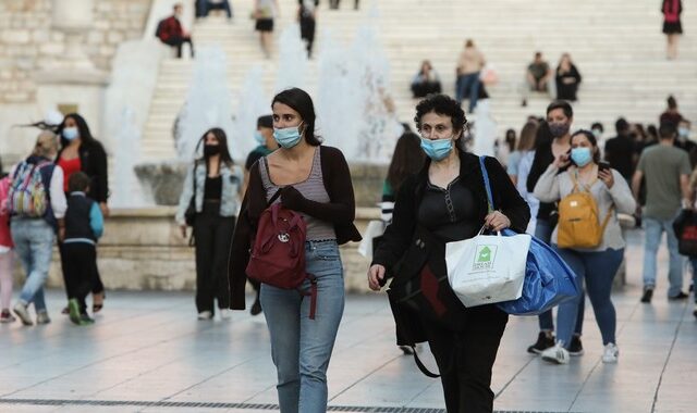 Καπραβέλος: Κλείσιμο σχολείων, μάσκες παντού και lockdown για ανεμβολίαστους