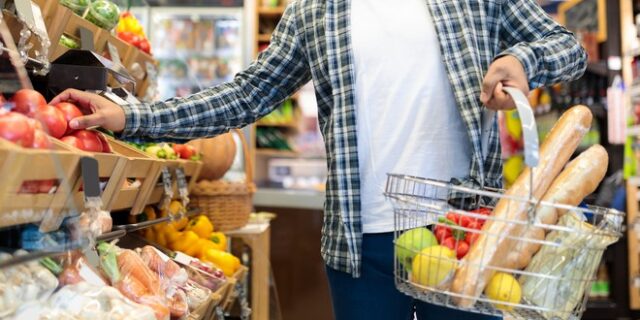 Γερμανία: Φρούτα και λαχανικά… είδη πολυτελείας για τους φτωχούς