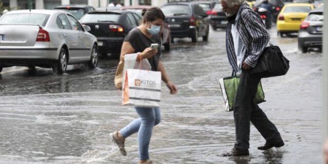 Κακοκαιρία Αθηνά: Υποχωρεί την Τρίτη το πρώτο κύμα – Δεν αλλάζει η θερμοκρασία