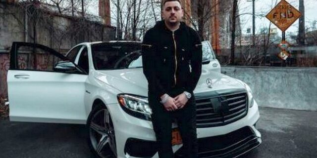 Mad Clip: Όταν έδινε συνέντευξη μέσα από το μοιραίο αυτοκίνητο και μιλούσε για την “τρέλα” του