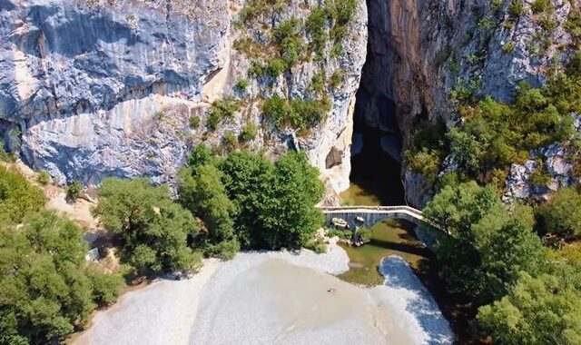 Φαράγγι της Πορτίτσας: Οι “συμπληγάδες” των Γρεβενών και το γεφύρι των 280 ετών