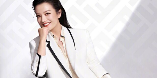 Κίνα: Το μυστήριο της διαγραφής της σταρ Zhao Wei από το διαδίκτυο