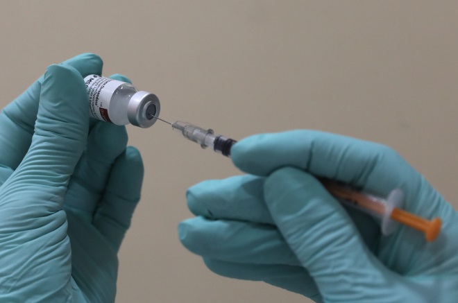 Μετάλλαξη της Μποτσουάνα – ΕΕ: Εάν χρειαστεί τα εμβόλια θα τροποποιηθούν