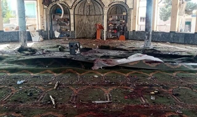 Αφγανιστάν: Έκρηξη με τουλάχιστον 41 νεκρούς σε τζαμί του Κανταχάρ