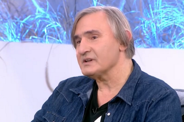 Άκης Σακελλαρίου: Μιλά ανοιχτά για την περιπέτεια της υγείας του – “Ήμουν 10 μέρες σε κώμα”