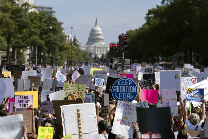 ΗΠΑ: Χιλιάδες διαδηλωτές στους δρόμους για την υπεράσπιση του δικαιώματος στην άμβλωση