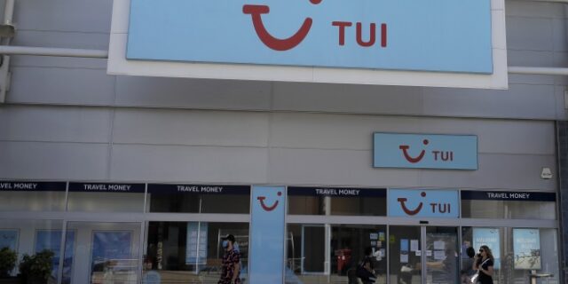 Πονοκέφαλος για την TUI o Ρώσος ολιγάρχης μεγαλομέτοχός της