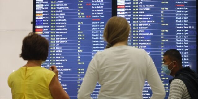 Πόλεμος στην Ουκρανία – Κούβα: Σχεδόν 900 Ρώσοι τουρίστες επιστρέφουν με πτήσεις τσάρτερ στη Μόσχα
