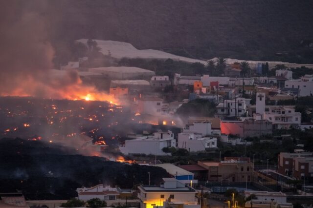 Ισπανία: Υπόσχεται να επιταχύνει τη διανομή βοήθειας στην πληγείσα από το ηφαίστειο Λα Πάλμα
