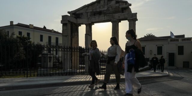 Κορονοϊός: 224 νέα κρούσματα σήμερα στην Αττική