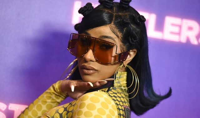 Cardi B: Σταμάτησα να τοποθετούμαι πολιτικά γιατί με εκφόβιζαν οι Ρεπουμπλικάνοι